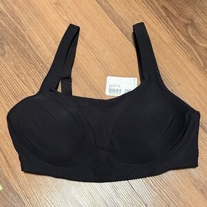 NWT LULULEMON Run times bra * SOLD OUT ONLINE